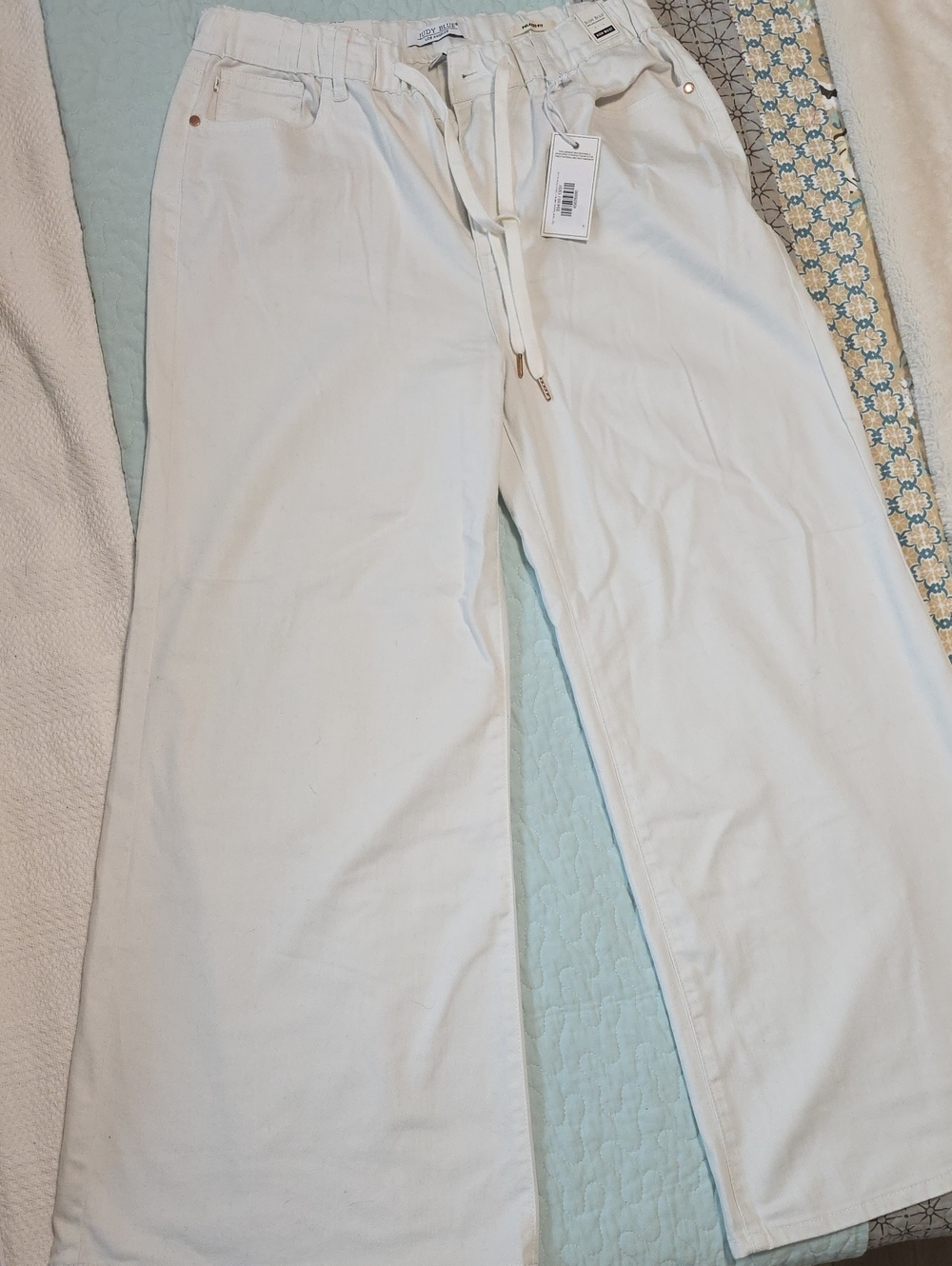 NWT Judy Blue White Wide-Leg Drawstring Pants